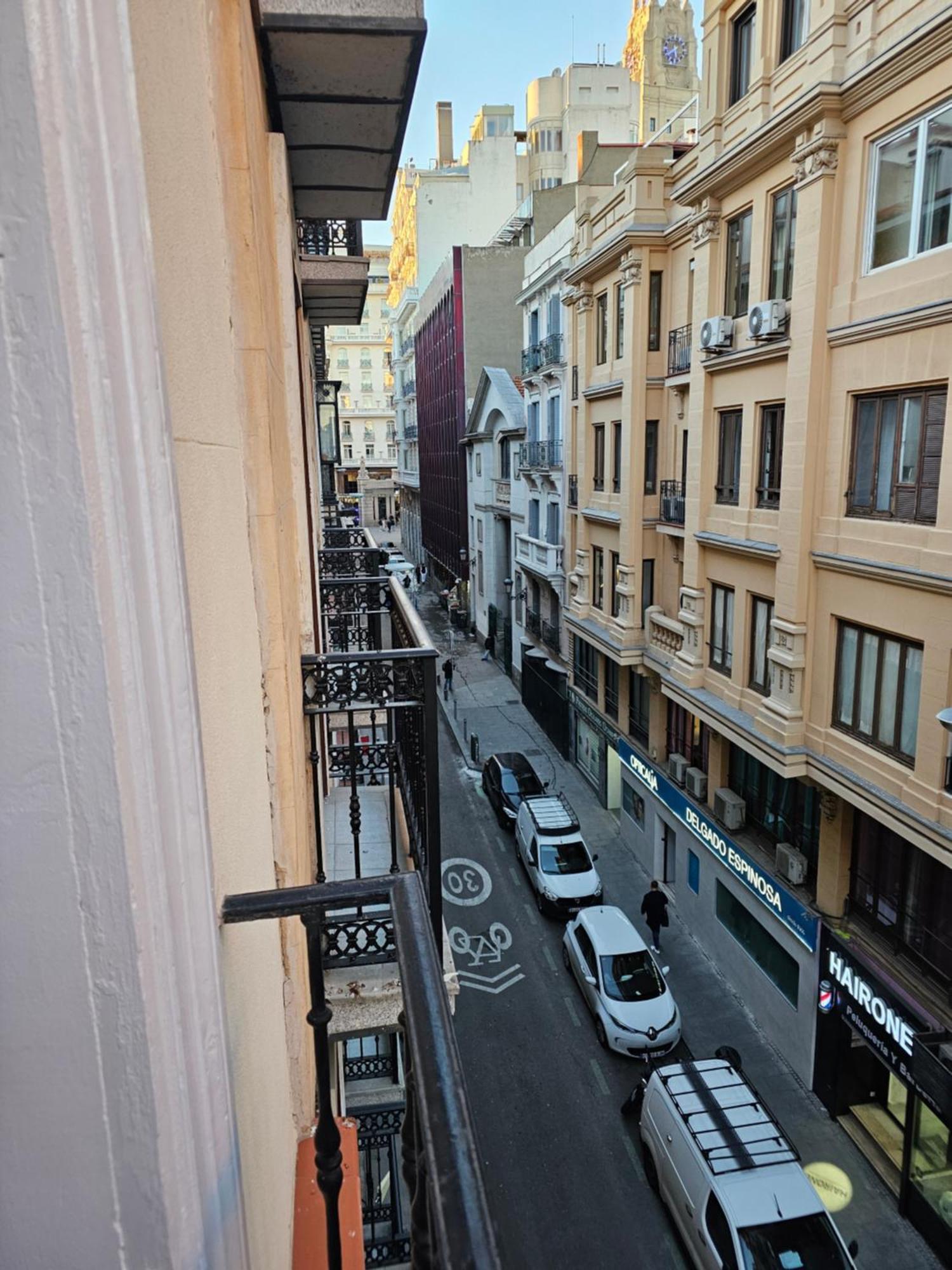 Hostal Andrea Granvia Madrid Ngoại thất bức ảnh