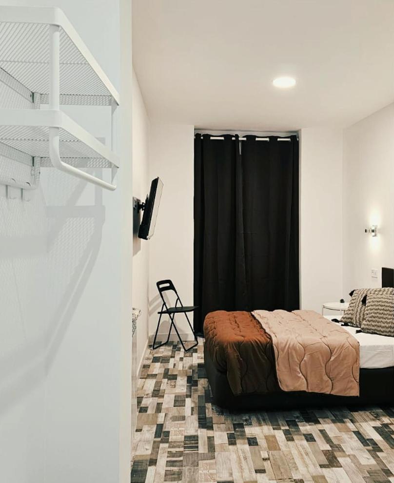 Hostal Andrea Granvia Madrid Ngoại thất bức ảnh